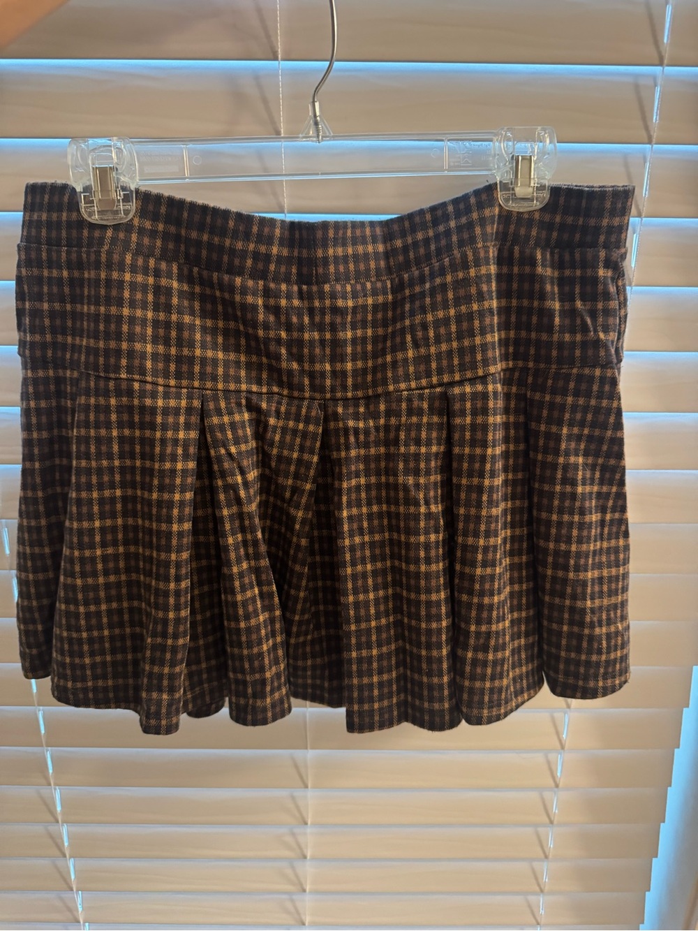 American Eagle Outfitters Brown Plaid Pleated Mini Skirt